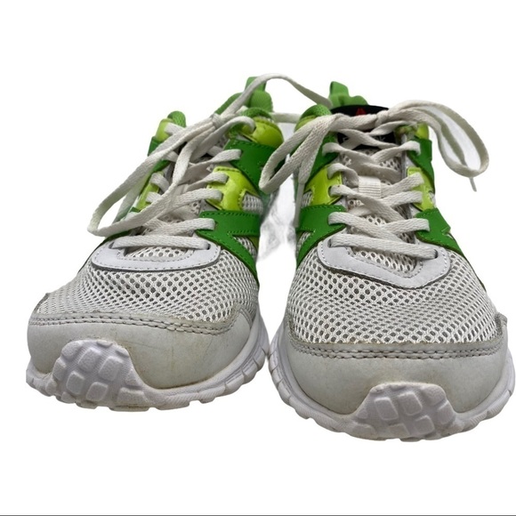 Reebok Women's Run Supreme 2.0 MT Running Shoe - Picture 3 of 12